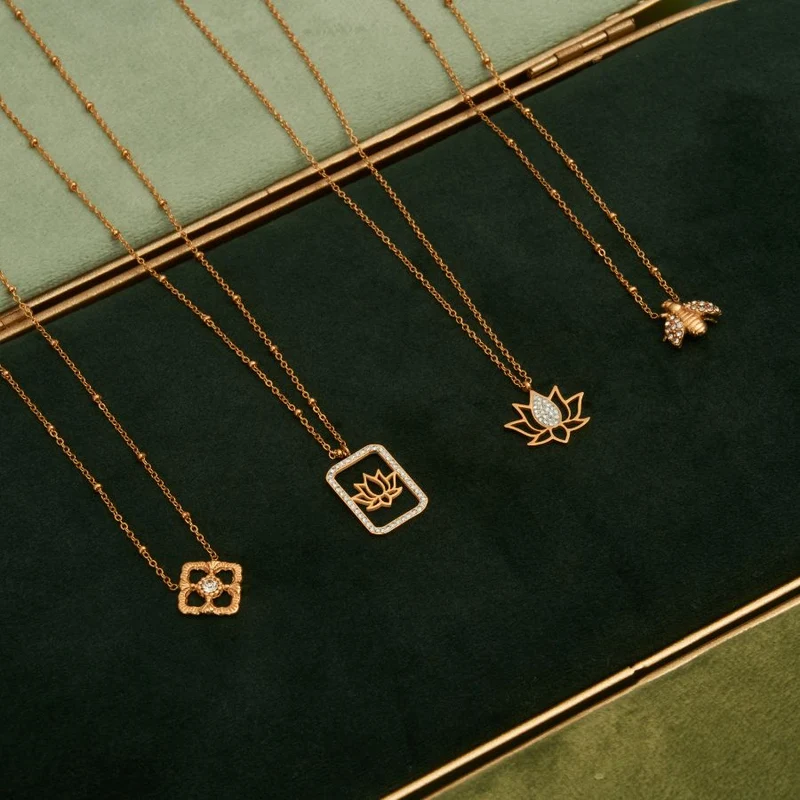 Heavenly Bee Kette 18K Vergoldet