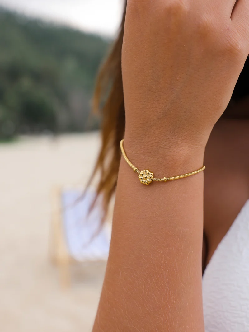 Elegant Blossom ARMBAND
