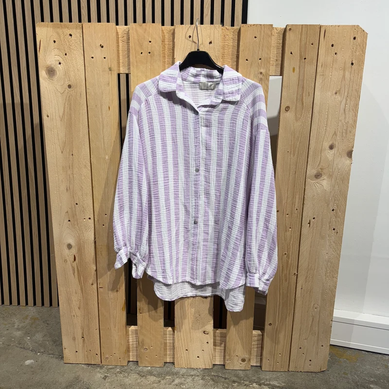Oversize Musselinbluse Big Stripes - Flieder x Weiß