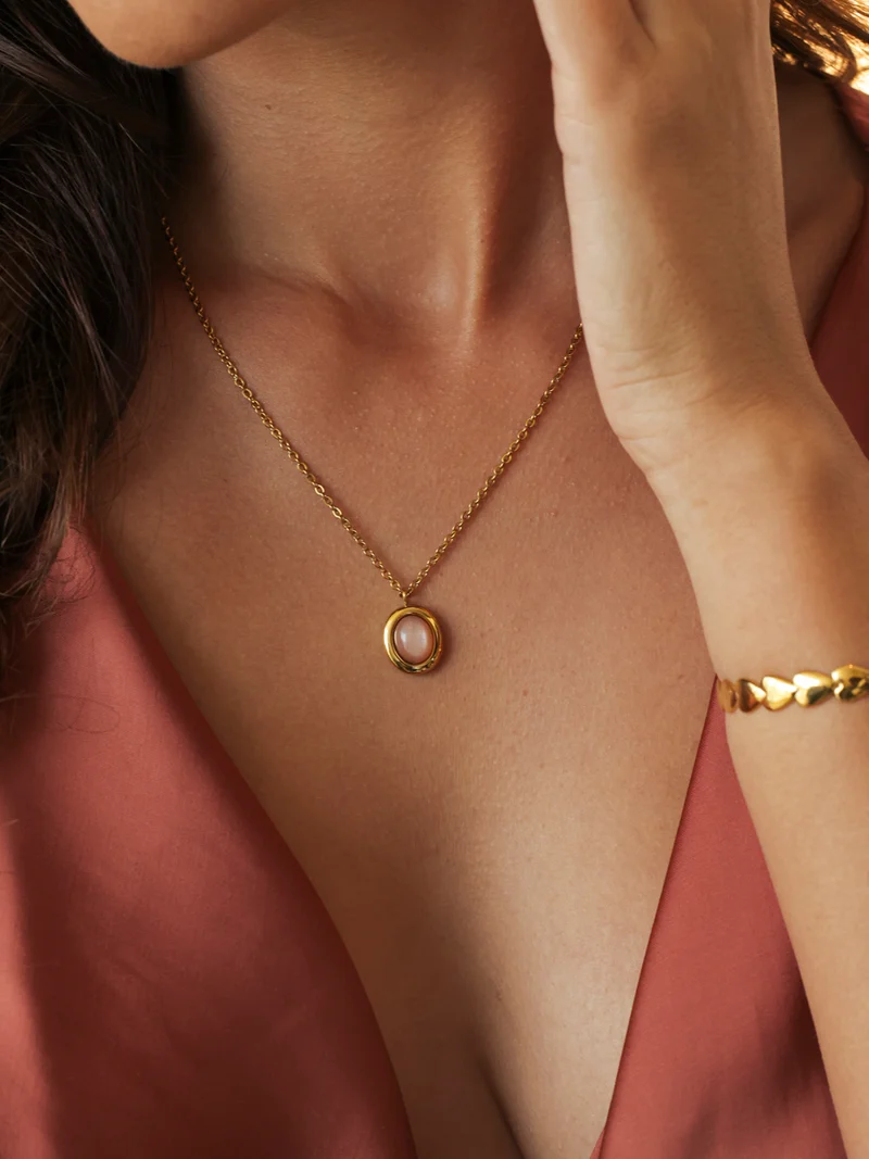 Chasing Starlight Light Orange Kette