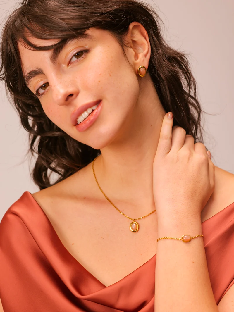 Chasing Starlight Light Orange Kette