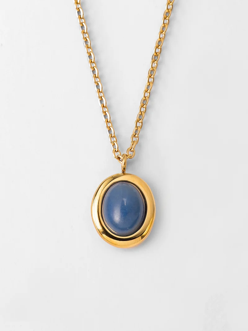 Chasing Starlight Dark Blue Kette