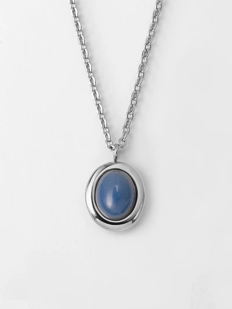 Chasing Starlight Dark Blue Kette