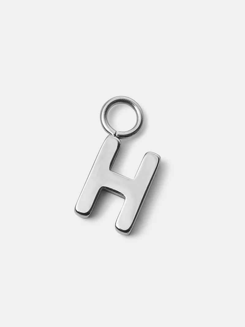 Pure Letter Ohrring-Charms