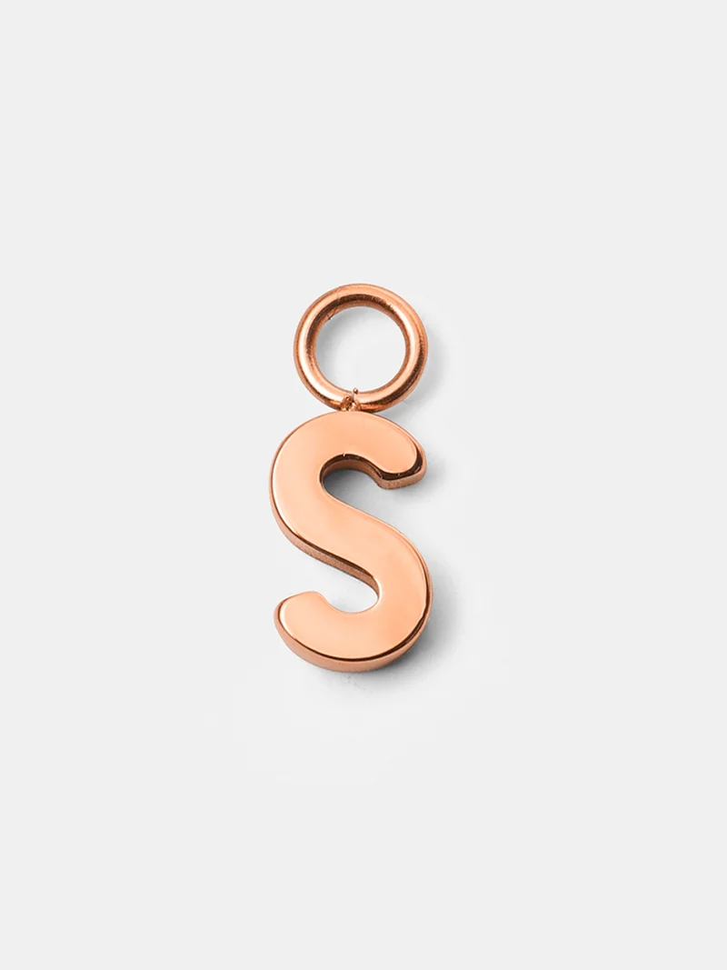 Pure Letter Ohrring-Charms