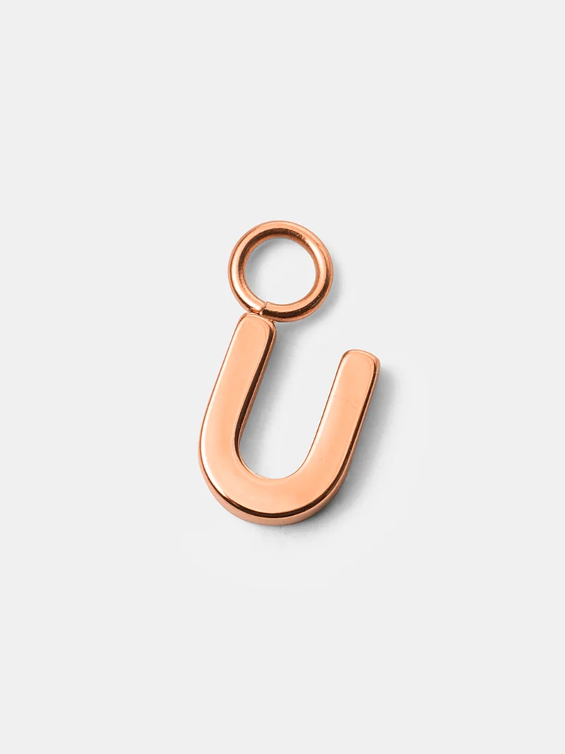 Pure Letter Ohrring-Charms