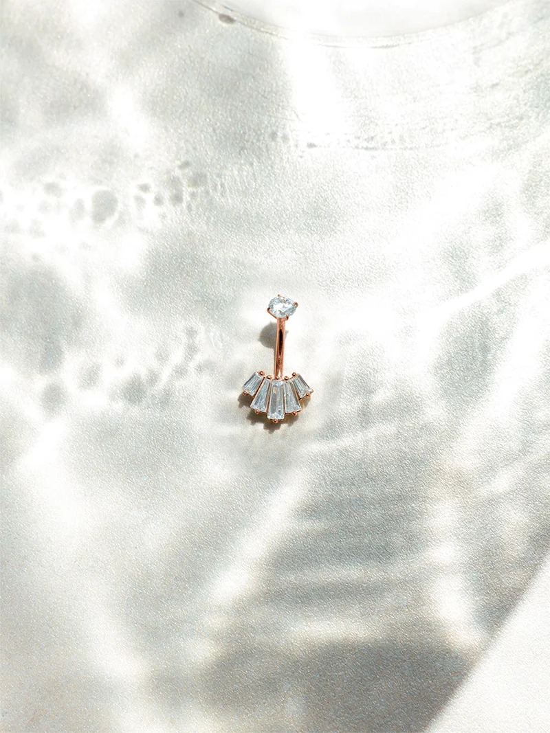 Crystal Cascade Bauchnabelpiercing