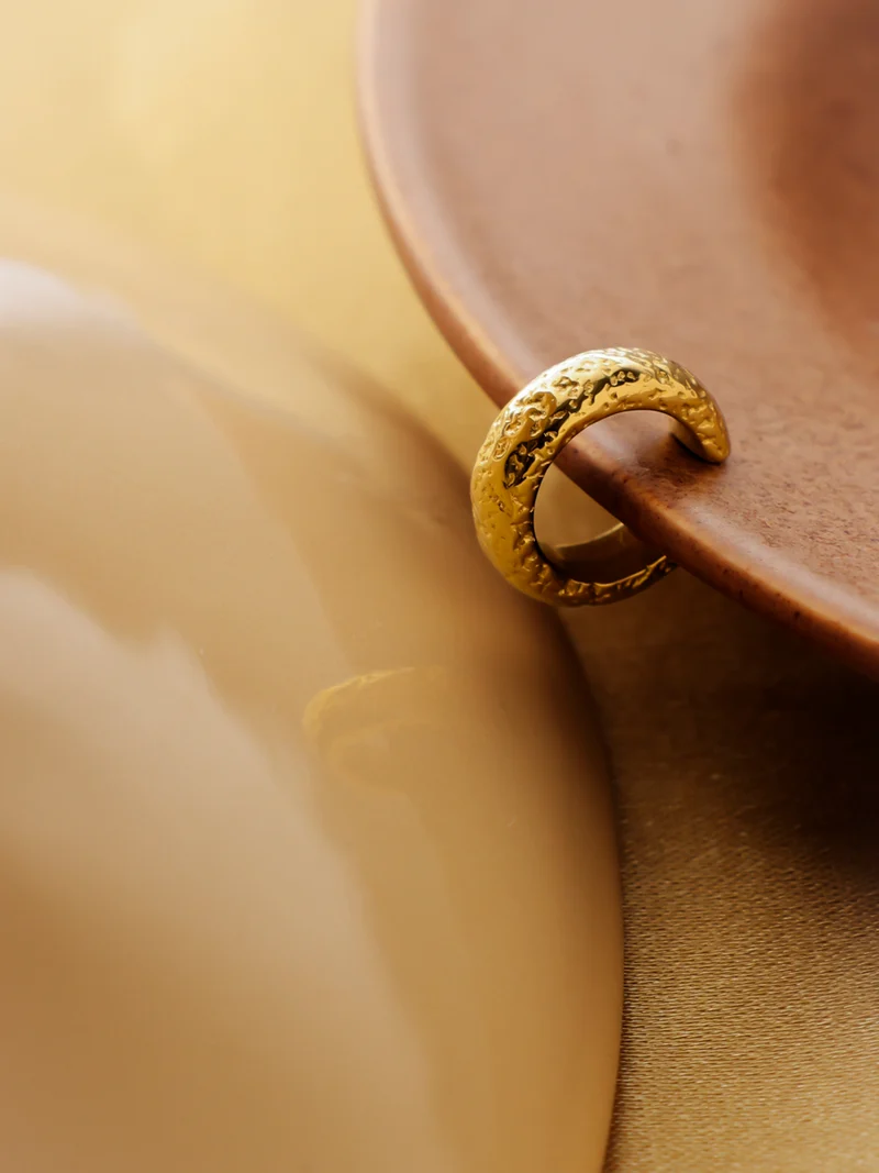 Textured Touch Earcuff