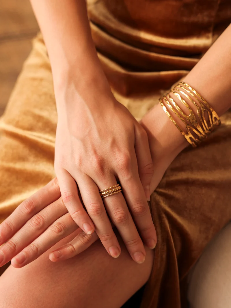 Bead Circle Ring