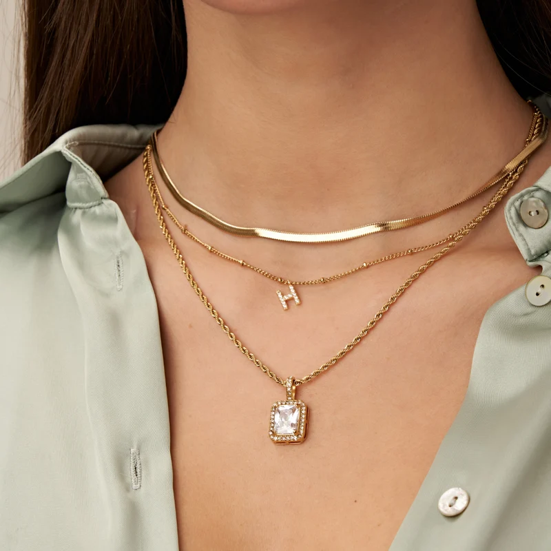 Simple Letter Kette 14K VERGOLDET