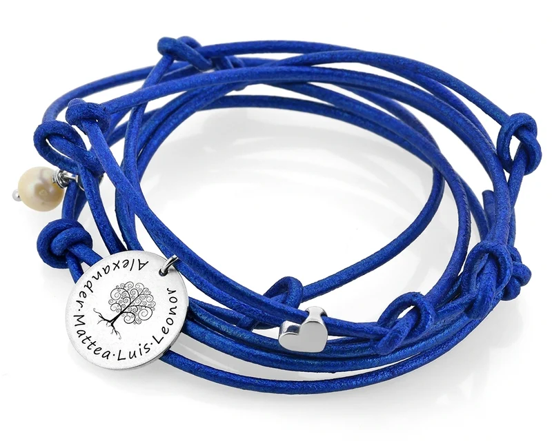 LEDERARMBAND MIT GRAVUR BLAU FAMILIENSCHMUCK