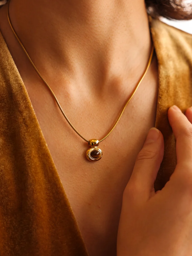 Lunar Elegance Kette