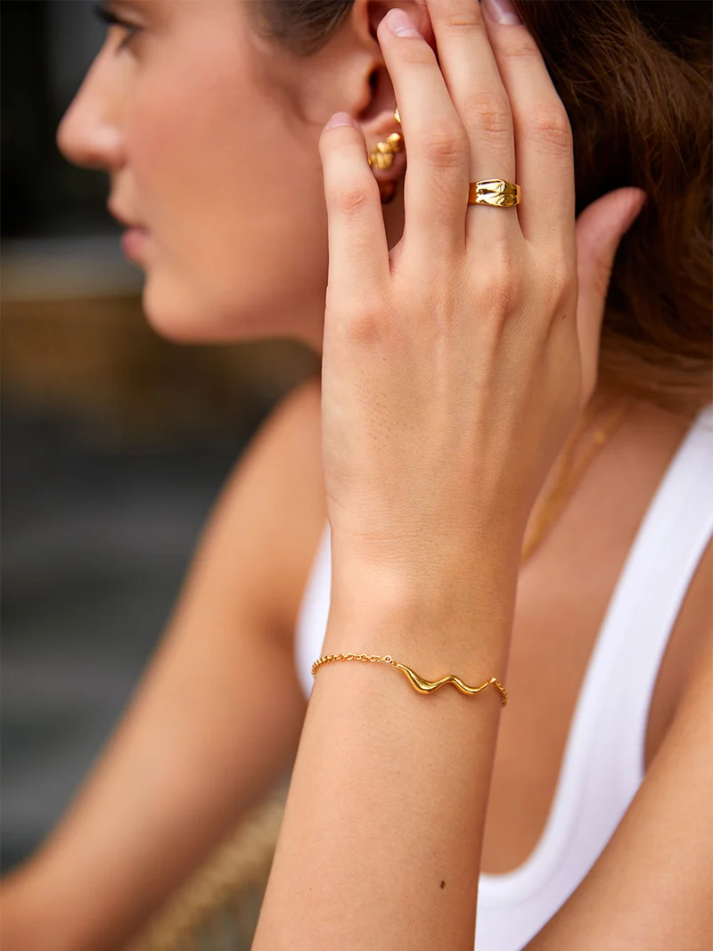 Flowing Grace Ring