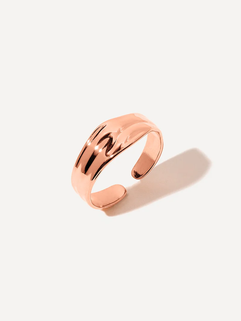 Flowing Grace Ring