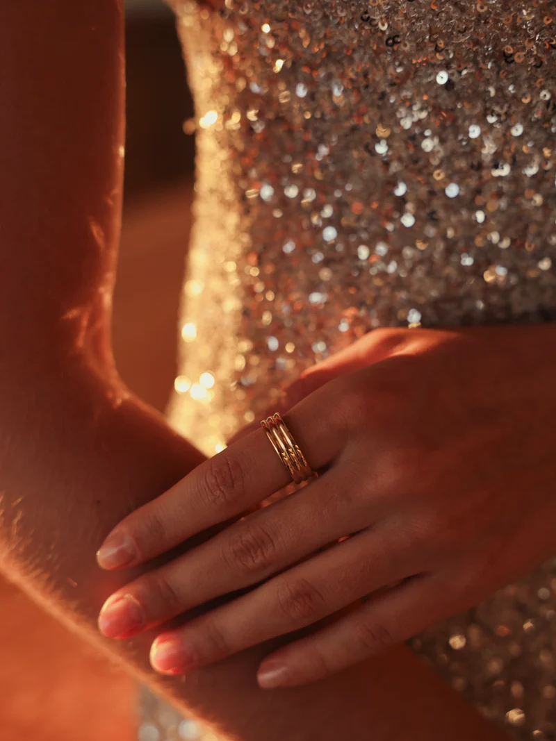 Shining Layer Ring