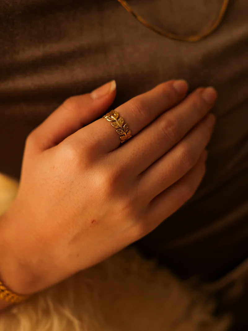 Fresh Leaf Ring