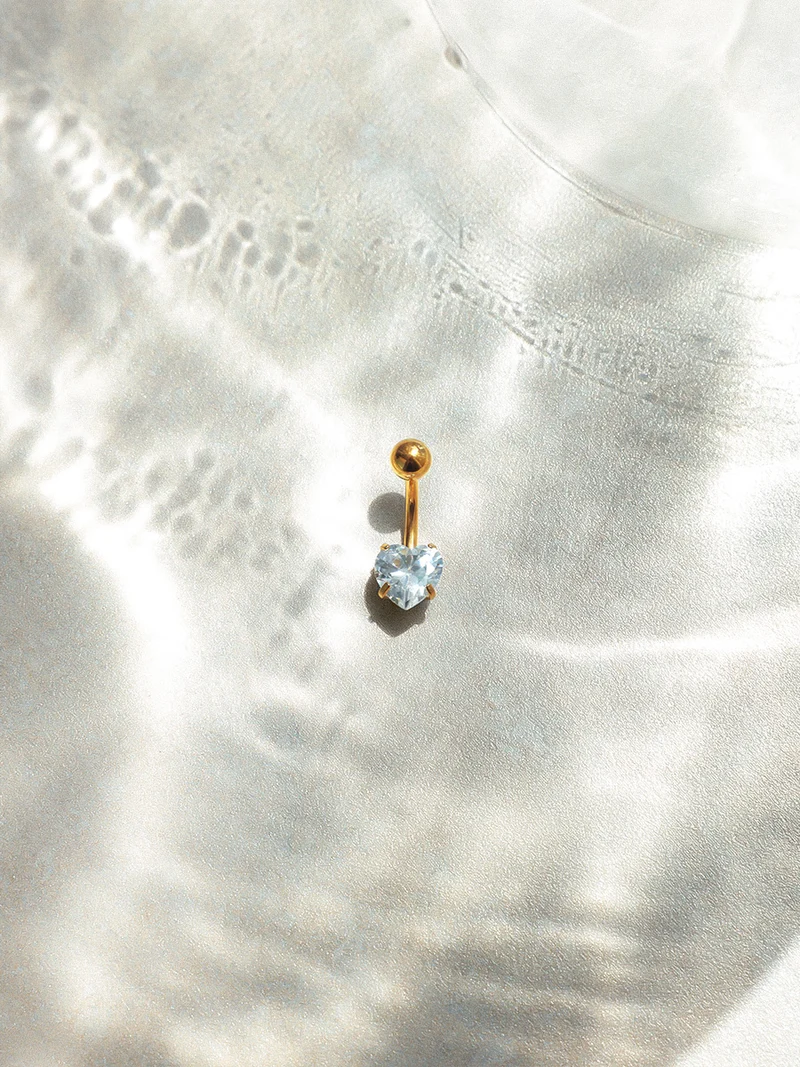 Diamond Heart Bauchnabelpiercing