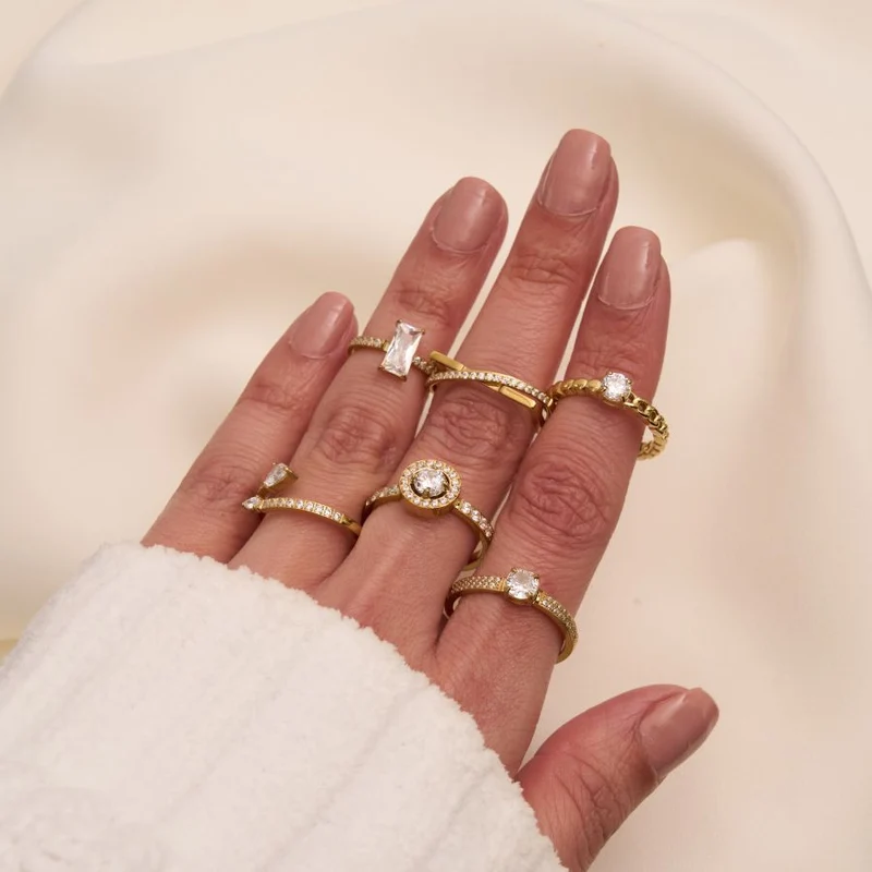 Pave Baguette Ring 14K Vergoldet