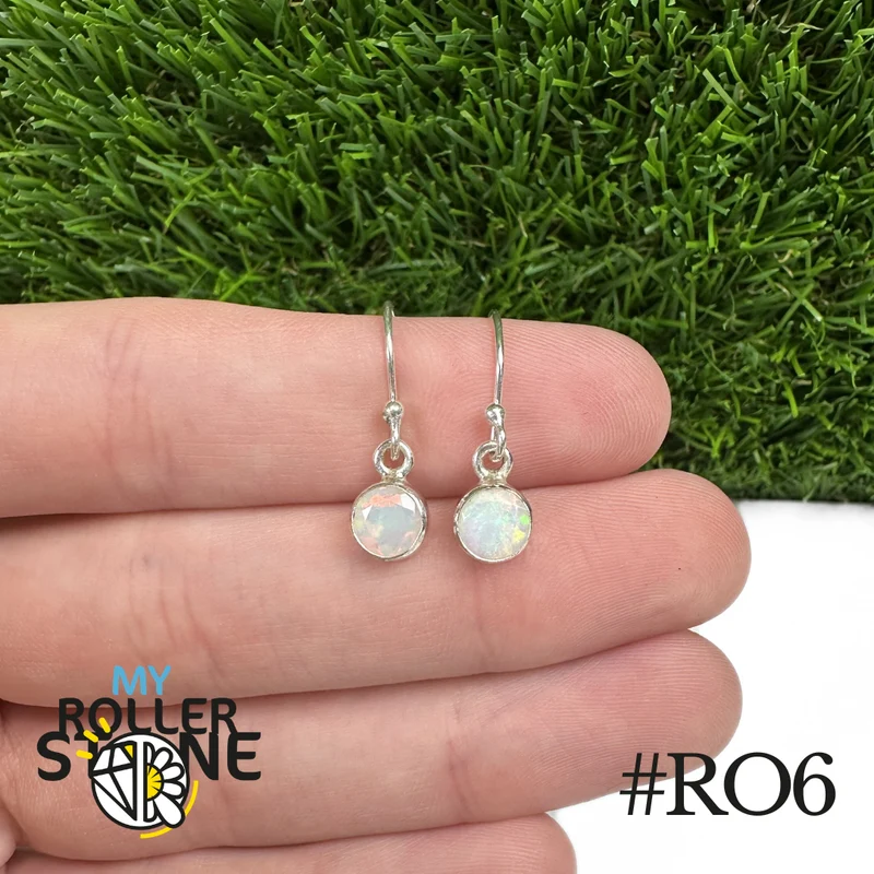 Runde äthiopische Opal-Ohrringe, 6,5 x 6,5 mm, aus 925er Sterlingsilber