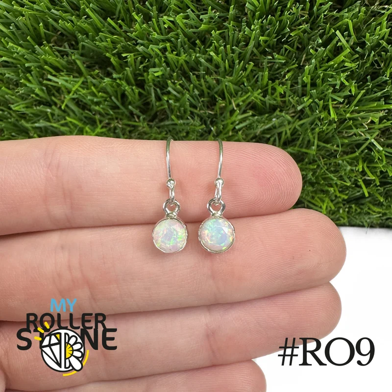 Runde äthiopische Opal-Ohrringe, 6,5 x 6,5 mm, aus 925er Sterlingsilber