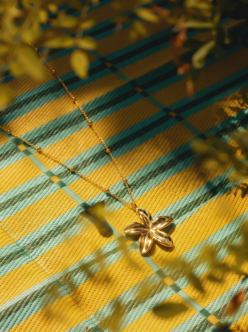 Plumeria Kette