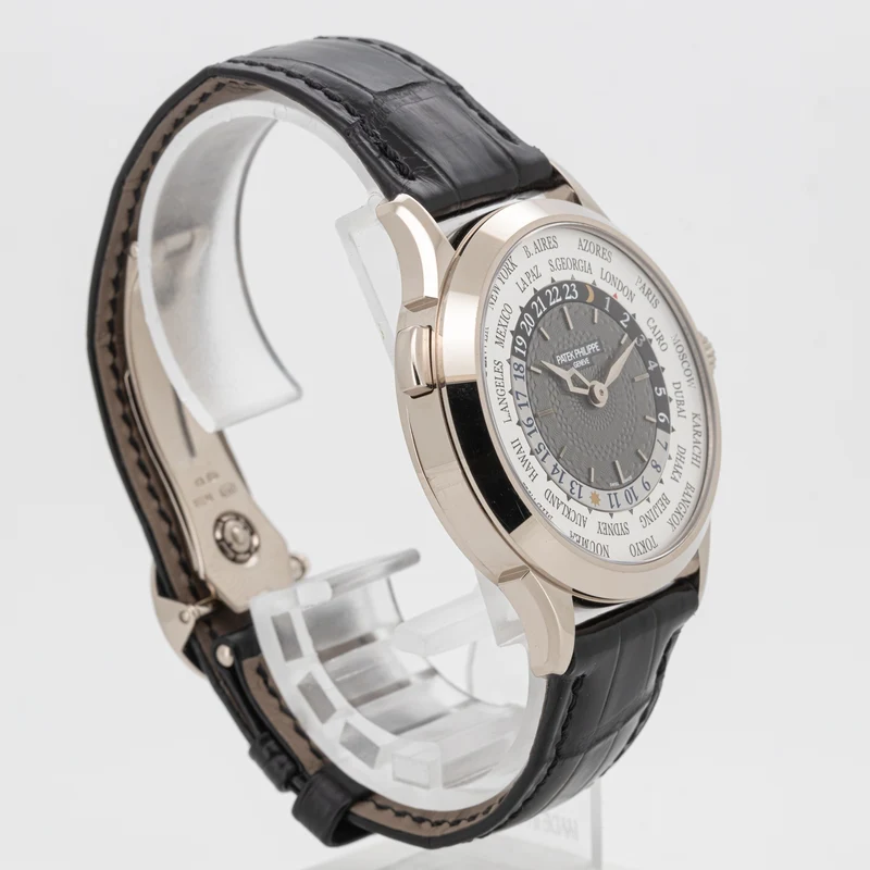 Patek Philippe World Time Weißgold 38mm 5230G-014