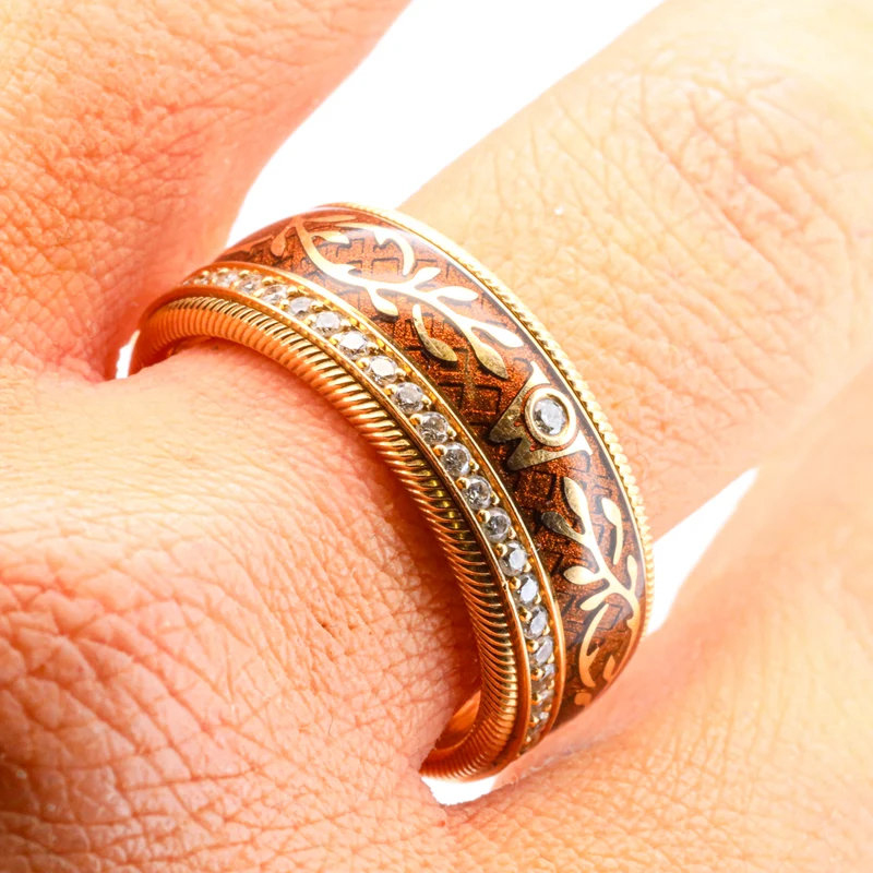 WELLENDORFF Ring 'Karamel' Ref.606943 - 18K/750 Gelbgold mit Emaille &Brillanten