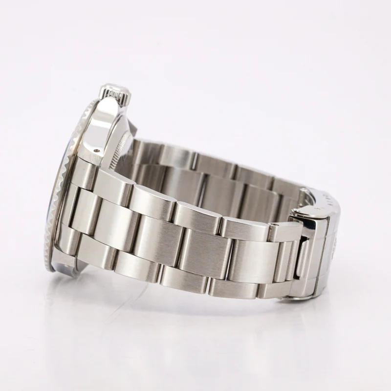 Rolex Submariner 14060 (No Date) Two-Liner