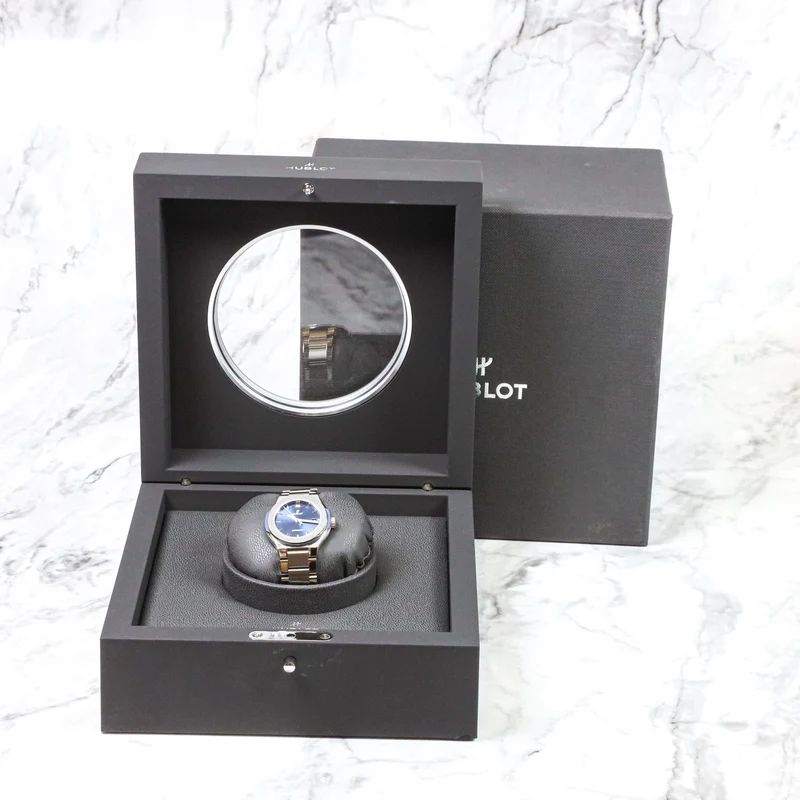 Hublot Classic Fusion Titan 585.NX7170.NX 33mm