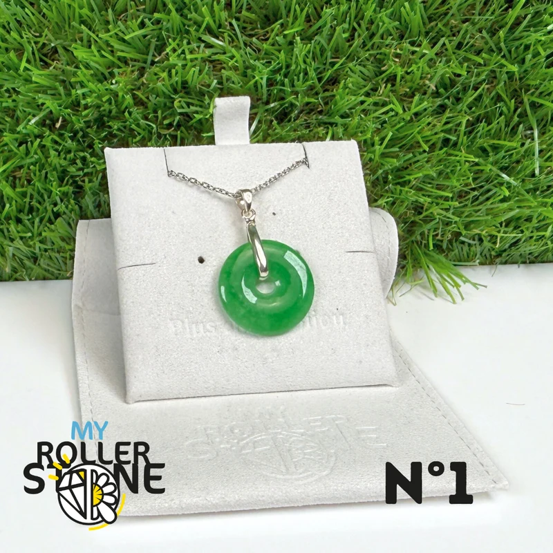 Nephrit-Jade-Anhänger aus Vietnam, 925er Sterlingsilber #1
