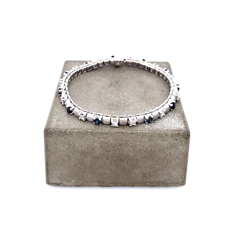 Armband mit Brillanten & Saphiren Weißgold 585