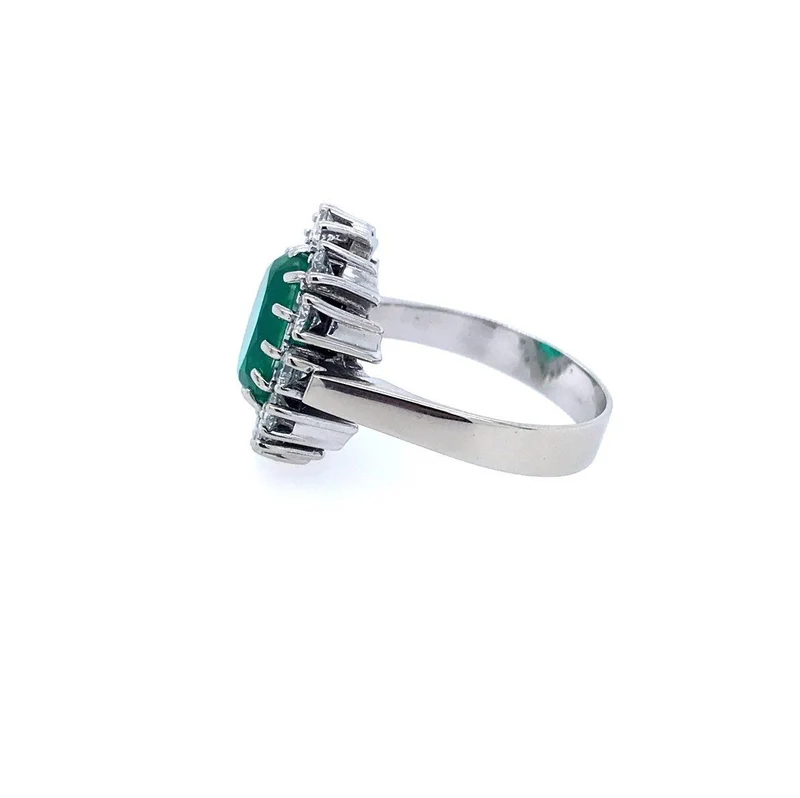 Ring Weissgold 585 mit synthetischem Smaragd & Brillanten