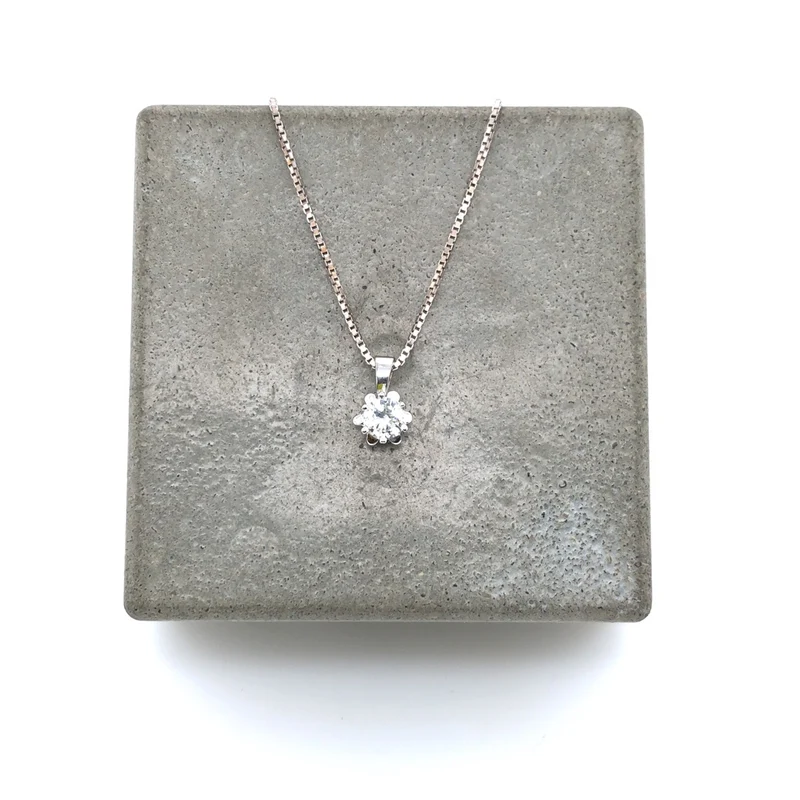 Solitär Kette mit Anhänger Weißgold 333 mit Brillant 0,48 ct.