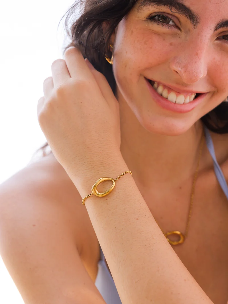 Lively Loop ARMBAND