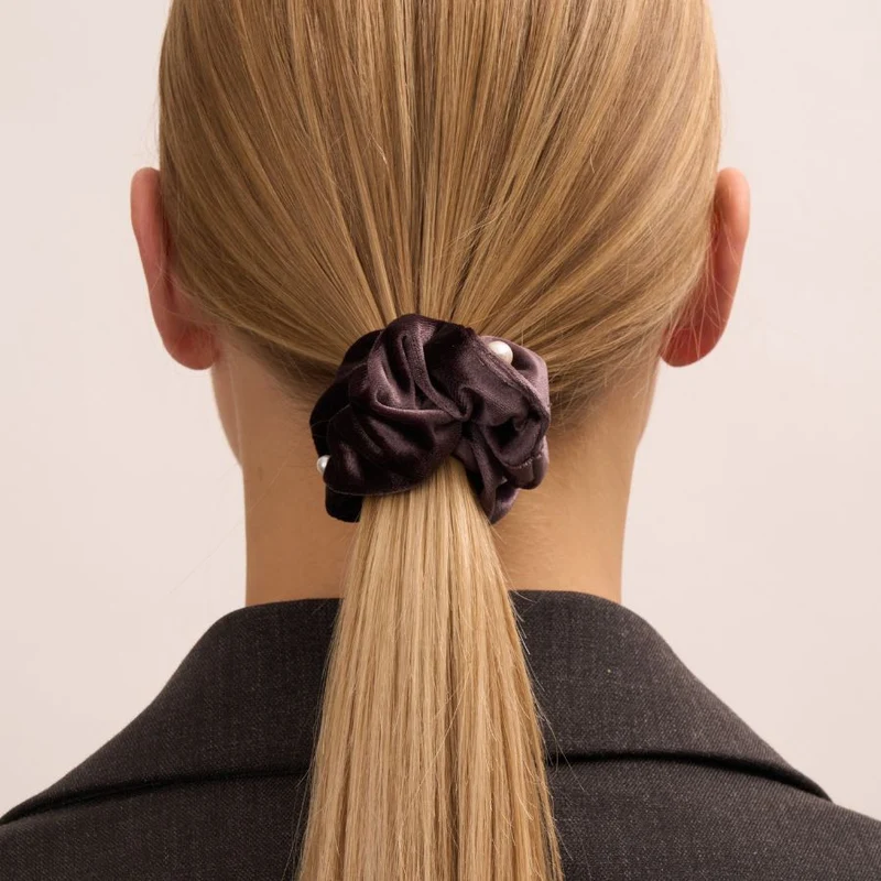 Pearl Elegance Scrunchy