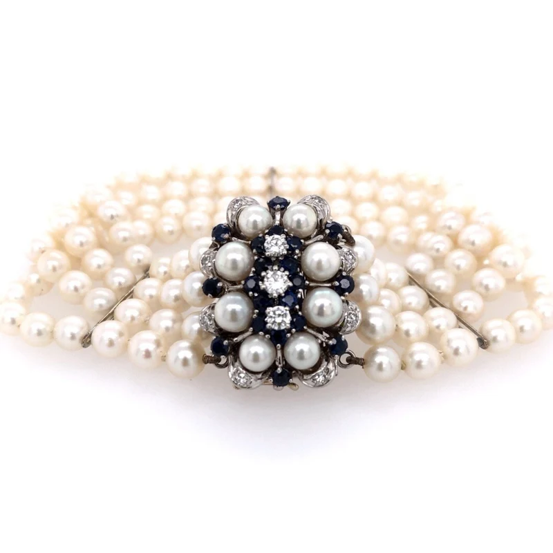 Perlenarmband mit Weißgold-, Diamant- & Safirverschluss