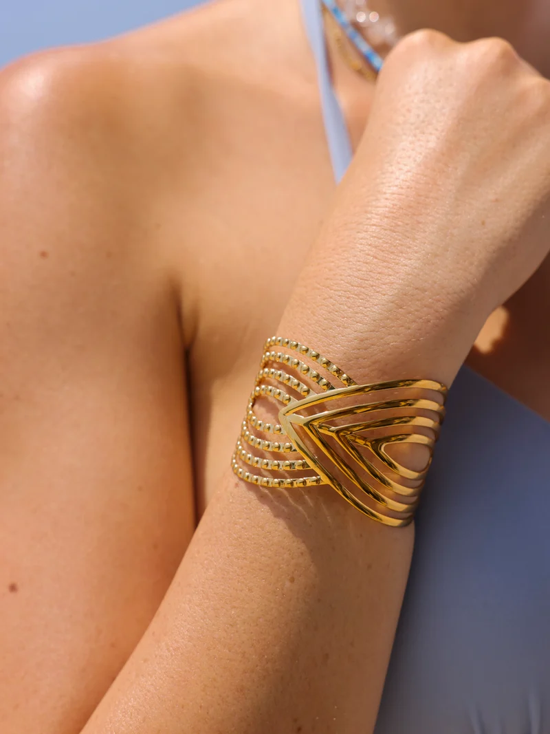 Timeless Bond Armcuff