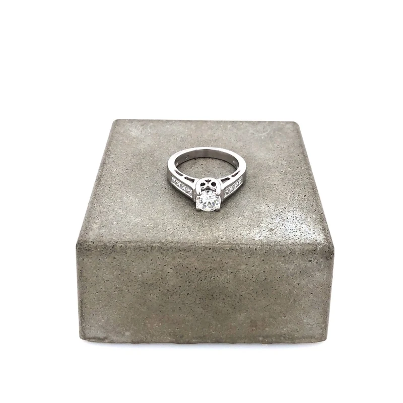 Ring Solitaire Platin mit 1 Brillant