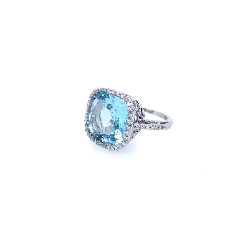 Exklusiver Ring Weissgold 750 mit grossem Aquamarin & Brillanten