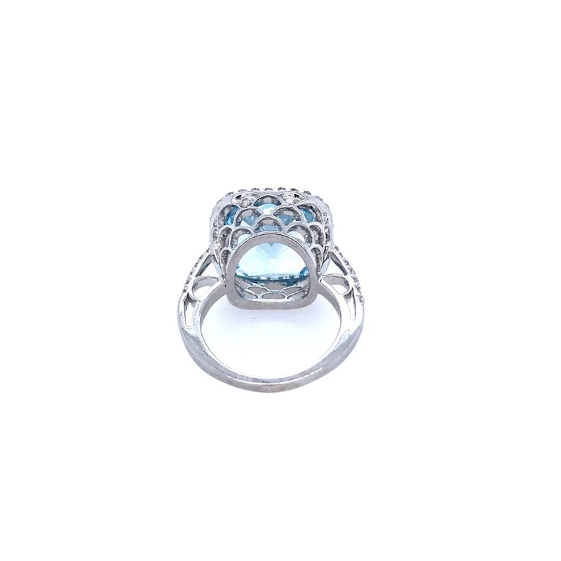 Exklusiver Ring Weissgold 750 mit grossem Aquamarin & Brillanten