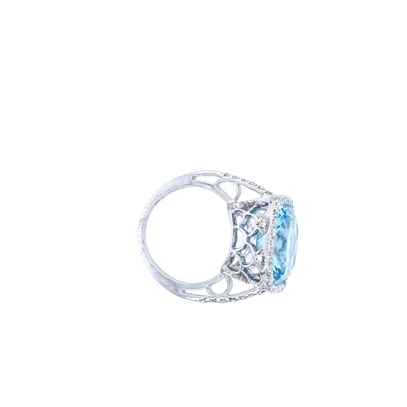 Exklusiver Ring Weissgold 750 mit grossem Aquamarin & Brillanten