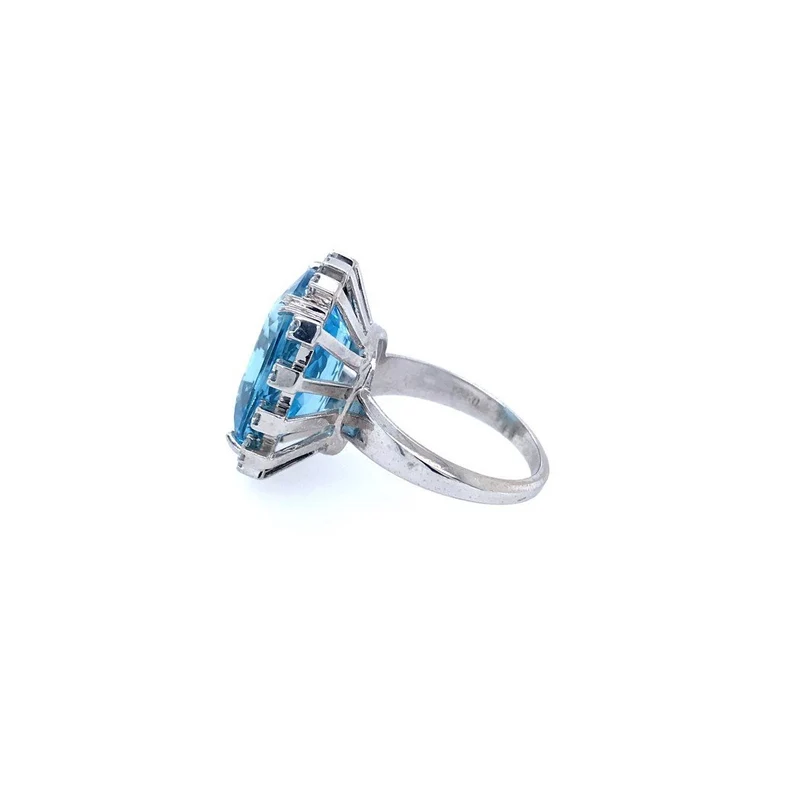 Ring Weissgold 750 mit grossem Topas & Brillanten