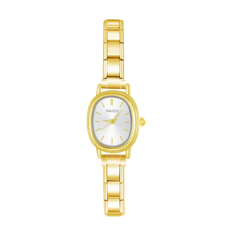 Charm Uhr Pavia