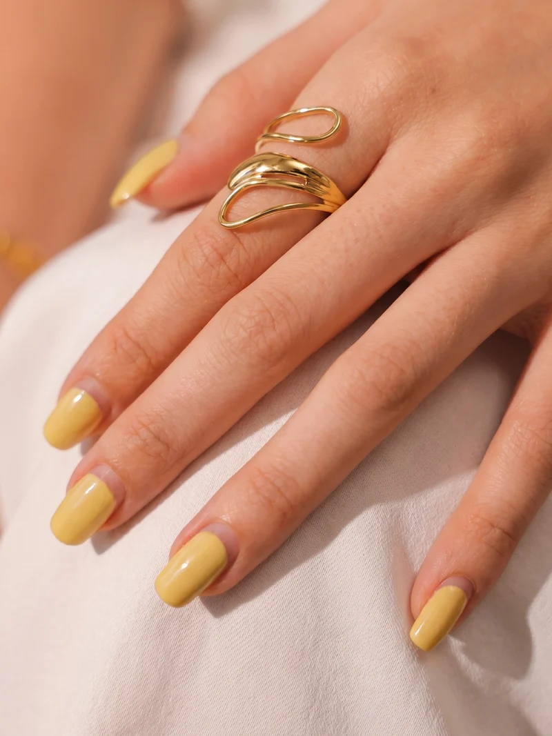 Hollow Harmony Ring