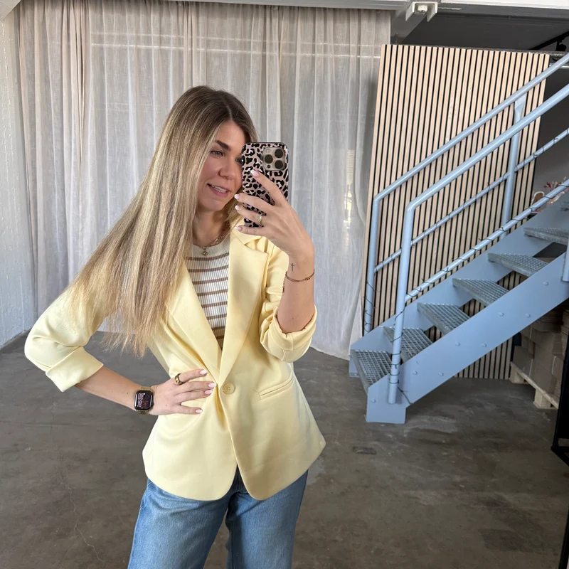 Normalsize Blazer - Butter Yellow
