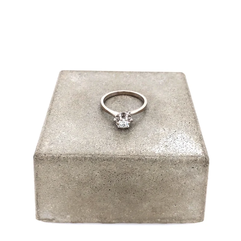 Solitaire Weissgold 585 mit Brillant 0,3 ct.