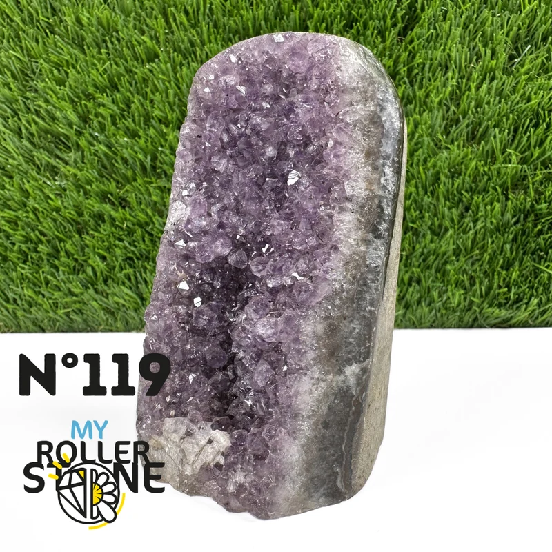 Brasilianische Amethyst-Geode Nr. 119