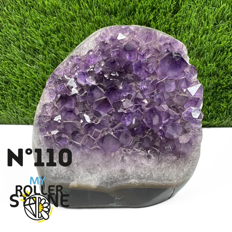 Brasilianische Amethyst-Geode Nr. 110