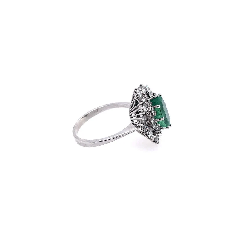 Ring Weissgold 750 mit grossem Smaragd & Brillanten