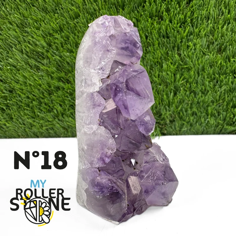 Brasilianische Amethyst-Geode Nr. 18